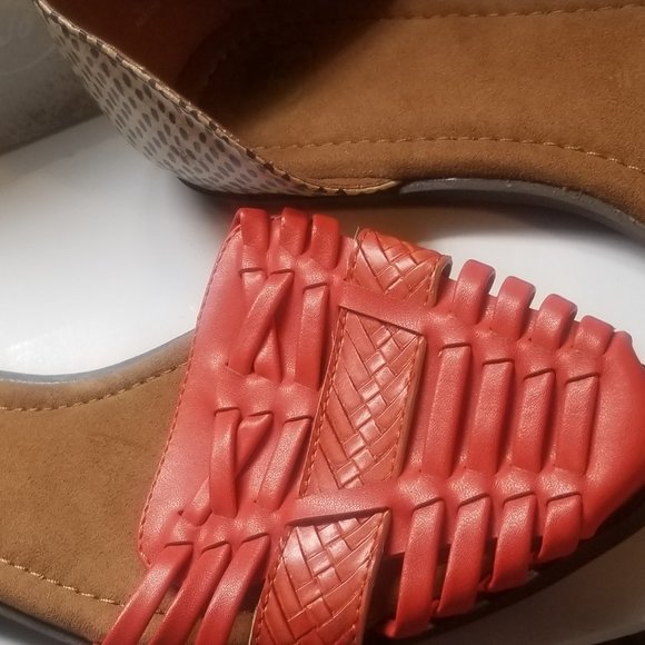 Route 66 Flat shoes Orange Sz 9 NEW Never Worn - Picture 2 of 9